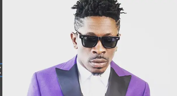 Chale Shatta Wale Bore! He Warns The Nigerians Insulting Him; "Don't Let Me Spark, Your Wizkid Sef Knows What I'm Talking About"