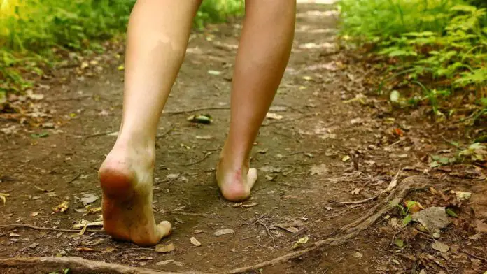 Walking barefoot may increase the size of your pen!s – Researchers says