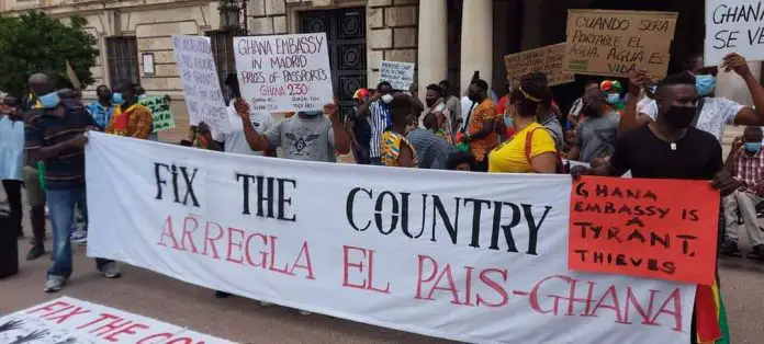 Ghanaians in Spain join the #FixTheCountry campaign; demonstrate and demand better governance in Ghana