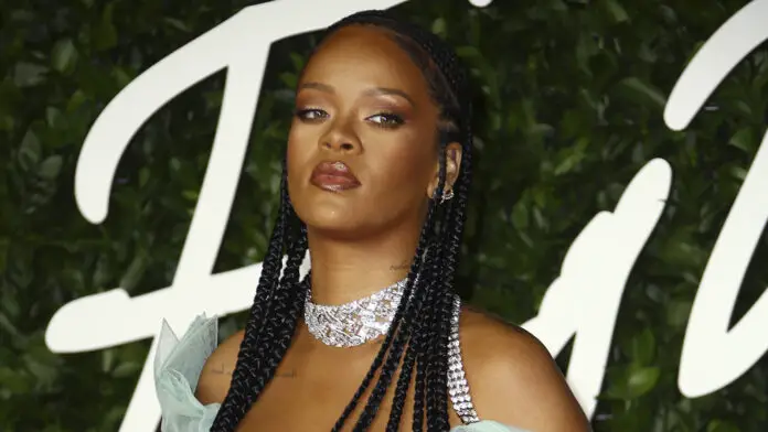 Rihanna Is Officially A Billionaire, She's The First Female Musician To Attain The Status