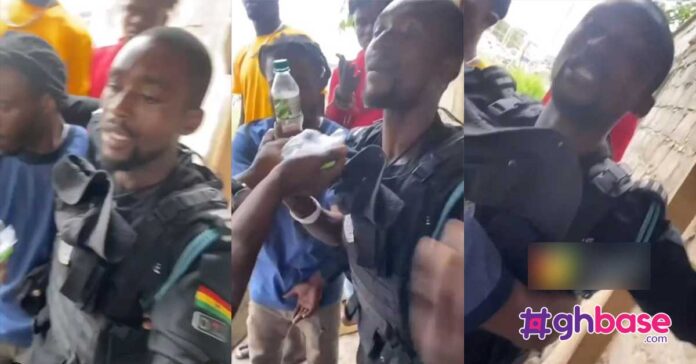 Corrupt Police Officer who allegedly deals and uses narcotic substances caught at Achimota old station