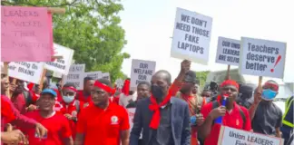 One Teacher One Laptop: Alliance Teachers Protest; Threaten To Shut Down Union Offices Over Shoddy TM1 Laptops