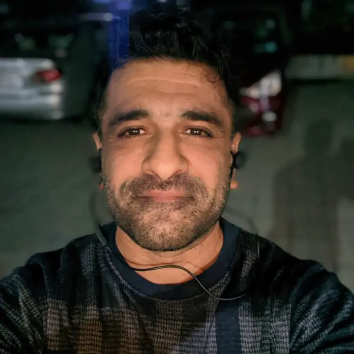 Eijaz Khan Age, Wife, Brother, Net Worth, Family, Movies & More
