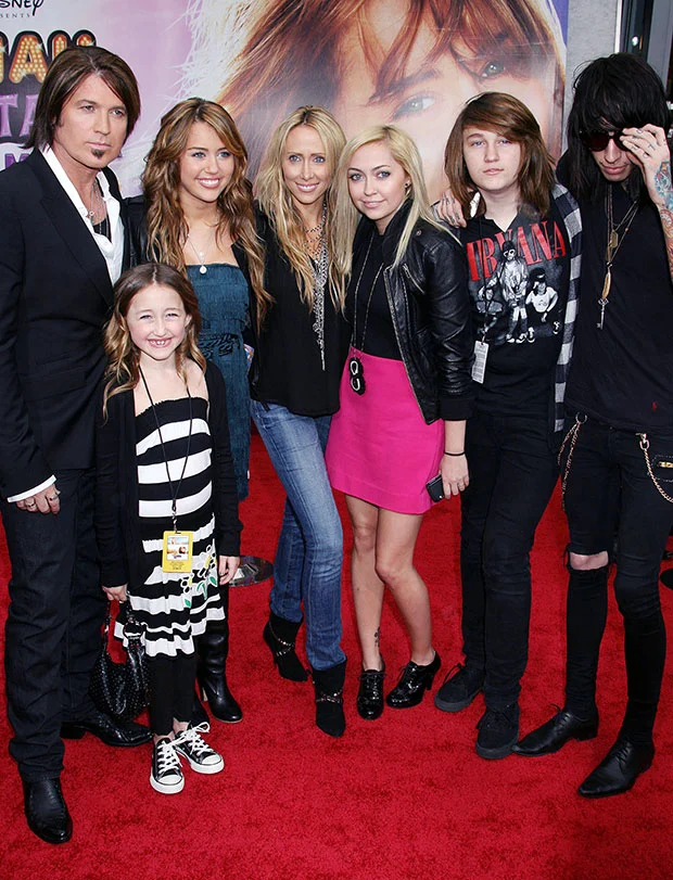 Miley Cryus Family