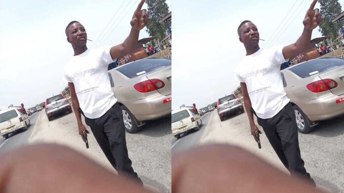 Ghana Police confirm the arrest of a man who was captured brandishing a gun and assaulting a motorist in a viral video