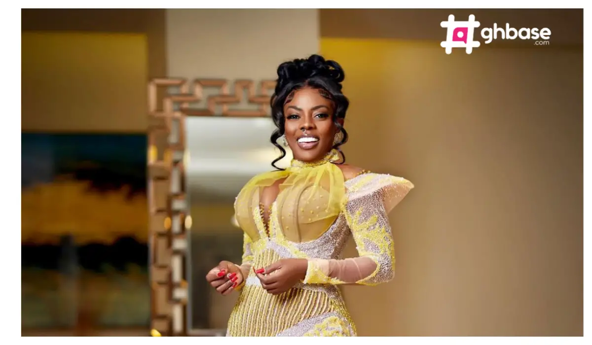 Don’t go and stress your seamstress out, I beg- Nana Aba Anamoah says as  she stuns in ravishing outfit