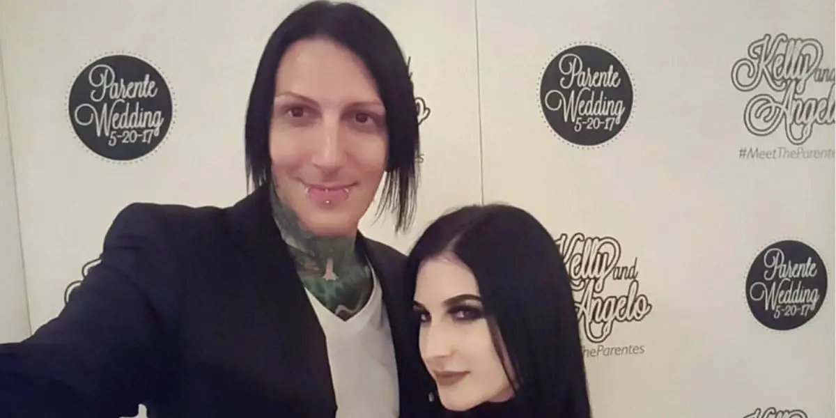 Chris Motionless wife