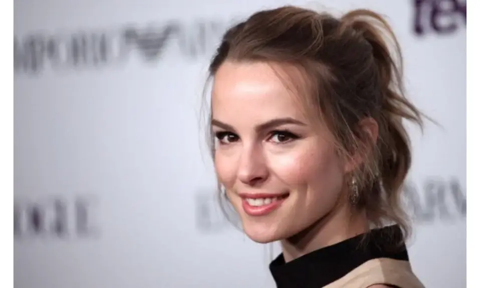 Bridgit Mendler Education: How Many Degrees Does She Have?